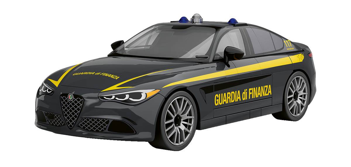 Alfa Romeo Giulia Quadrifoglio Guardia di Finanza (COBI-24657) — Prix et comparaison | Brick Broker