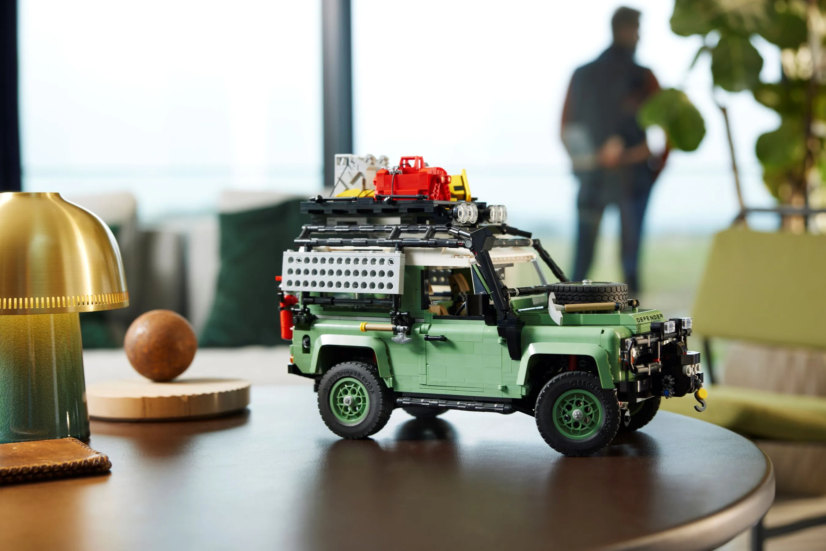 LEGO Icons Land Rover Classic Defender 90 • Set 10317