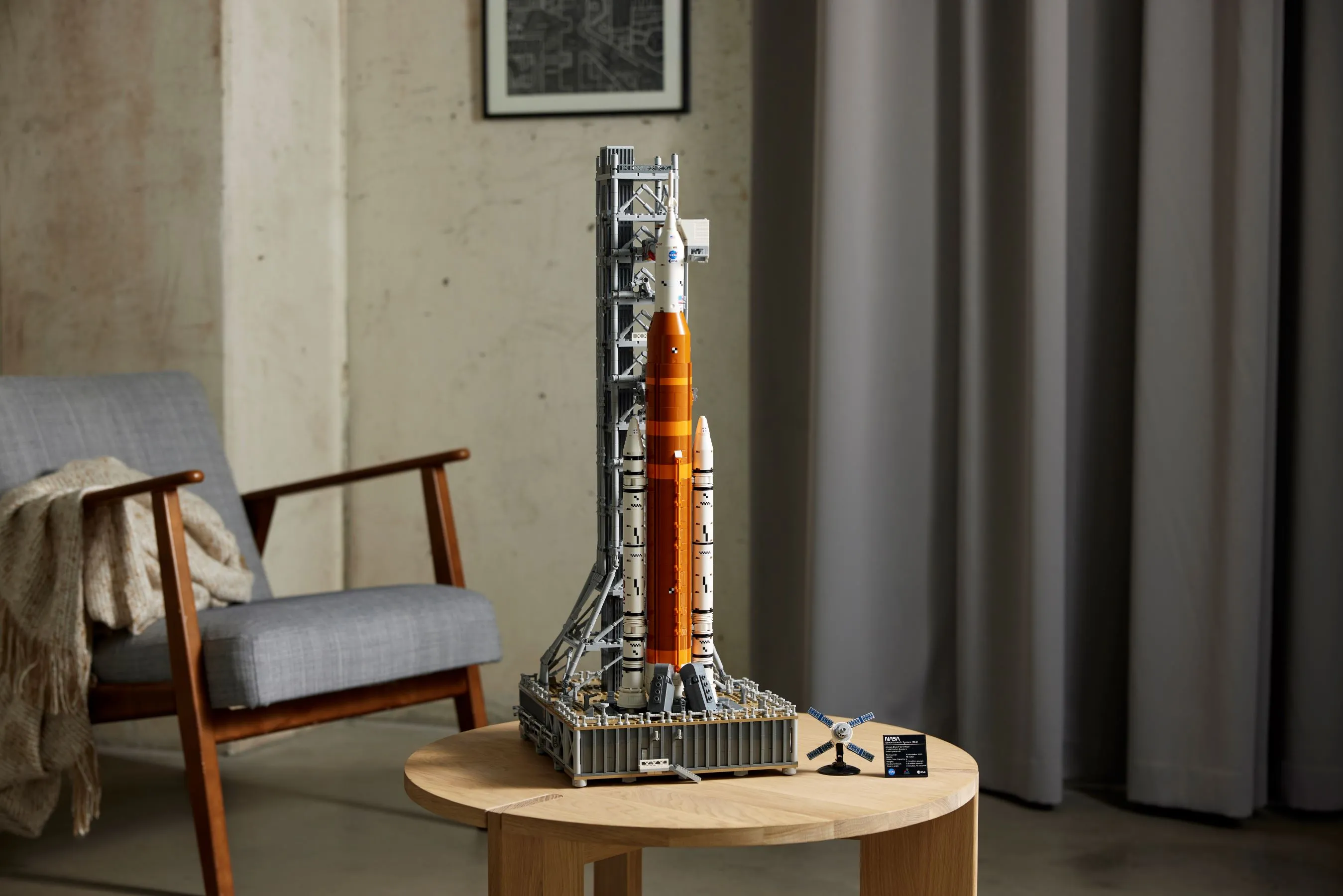 LEGO Icons NASA Artemis Space Launch System • Set 10341