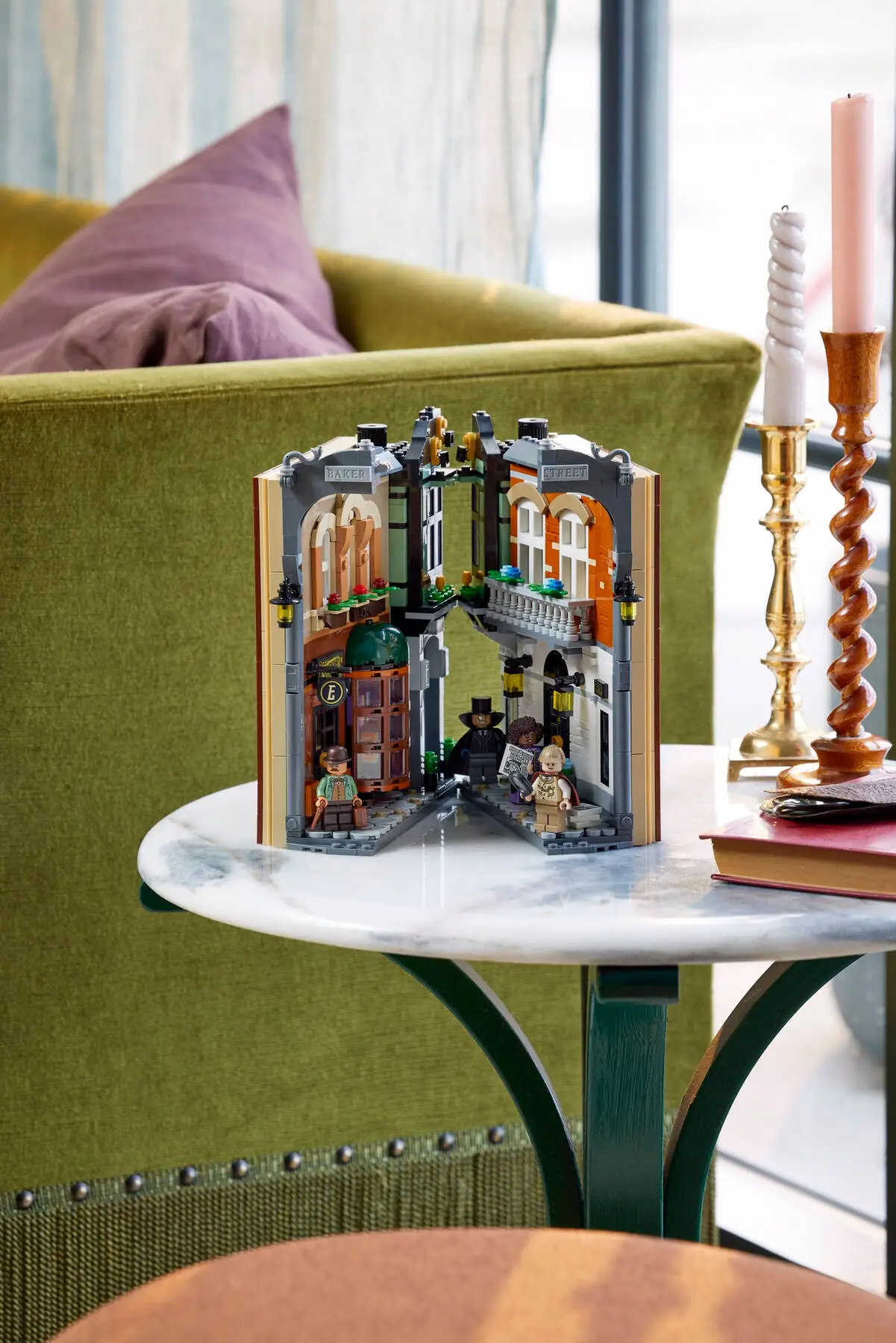 cheページ LEGO LEGO Icons Sherlock Holmes Book Nook • Set 10351