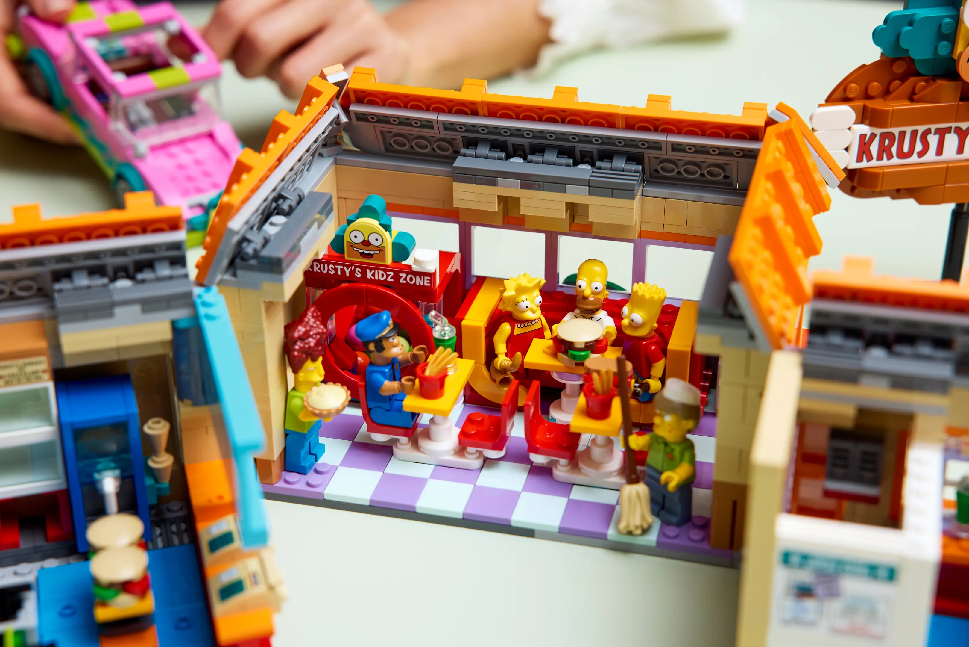 LEGO Icons The Simpsons Krusty Burger • Set 10352 • SetDB