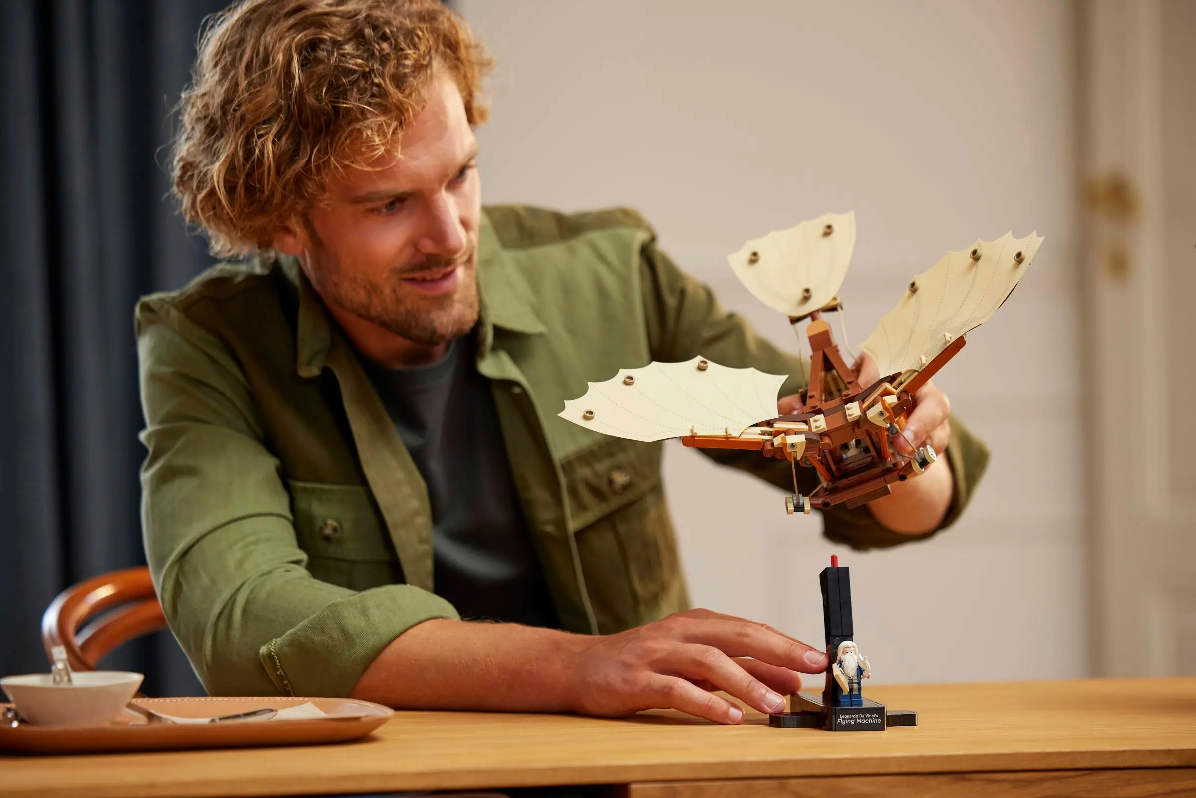 LEGO Icons Leonardo da Vinci's Flying Machine