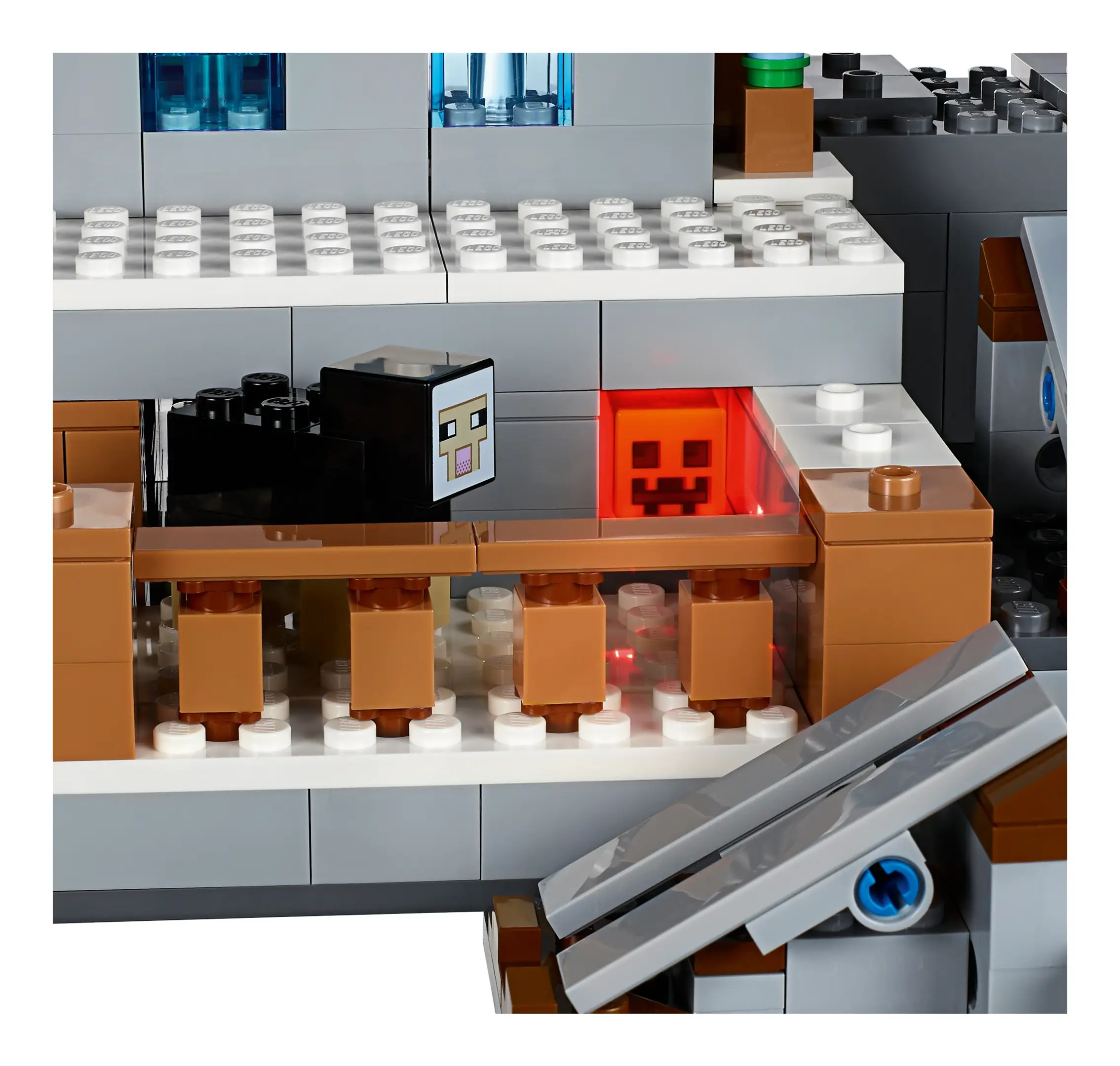 LEGO Minecraft The Mountain Cave • Set 21137 • SetDB