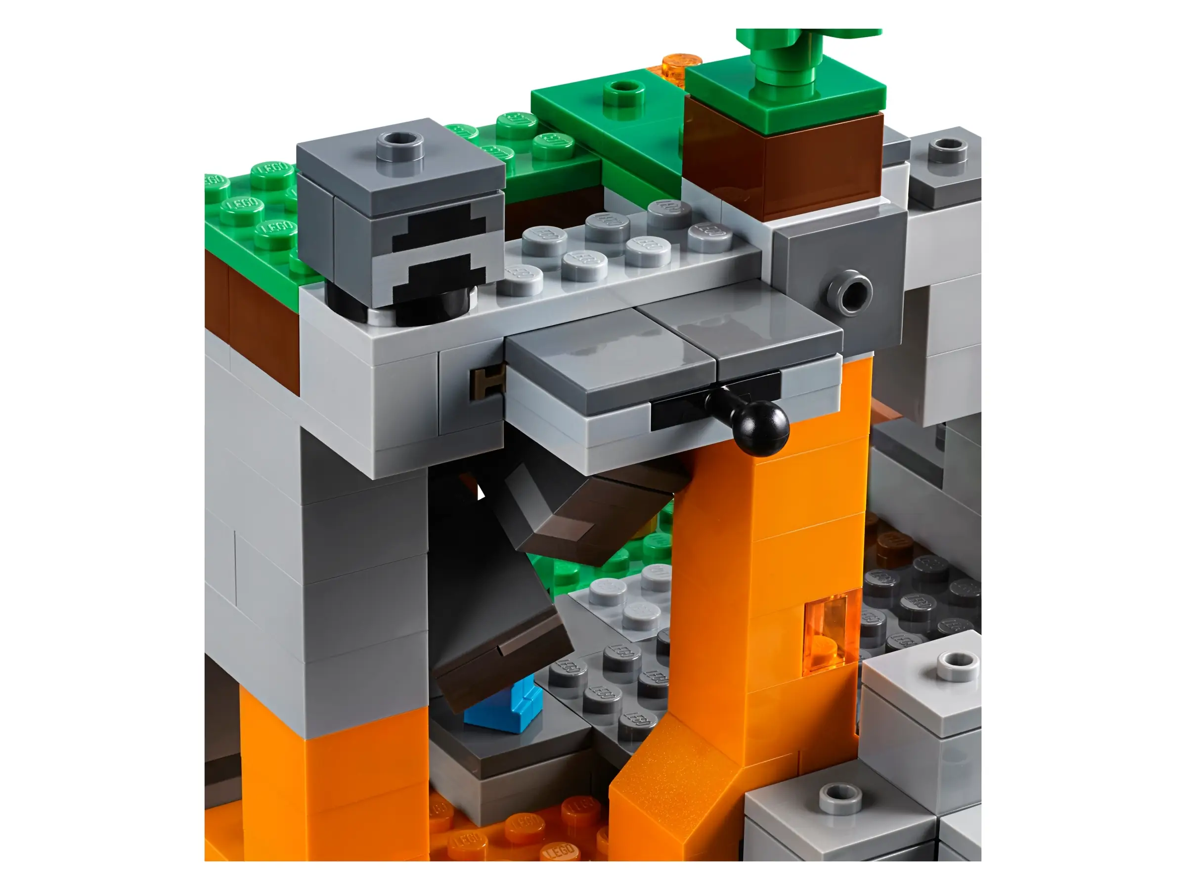 LEGO Minecraft The Zombie Cave Set 21141 SetDB
