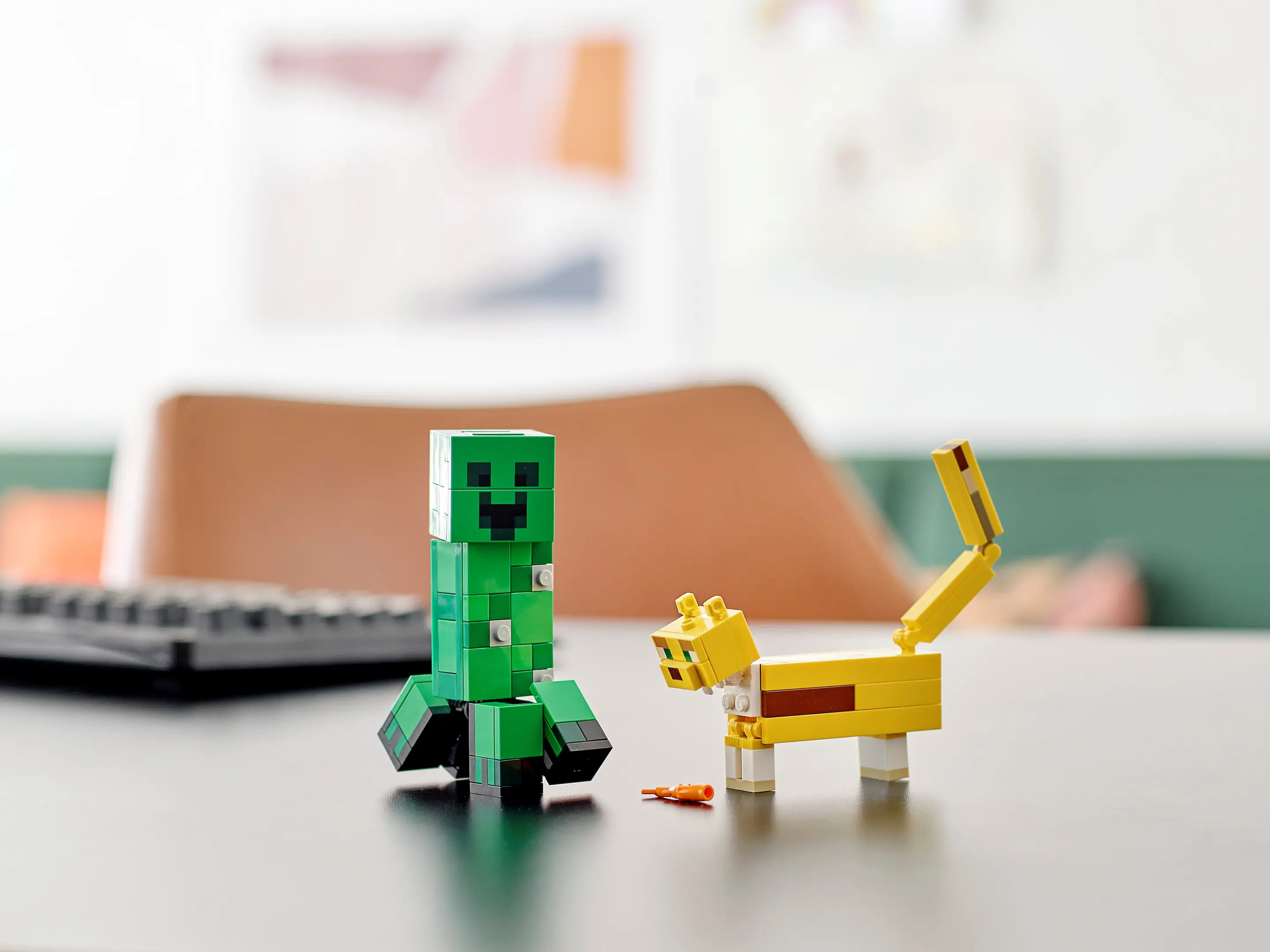 LEGO Minecraft BigFig Creeper and Ocelot Set 21156 SetDB
