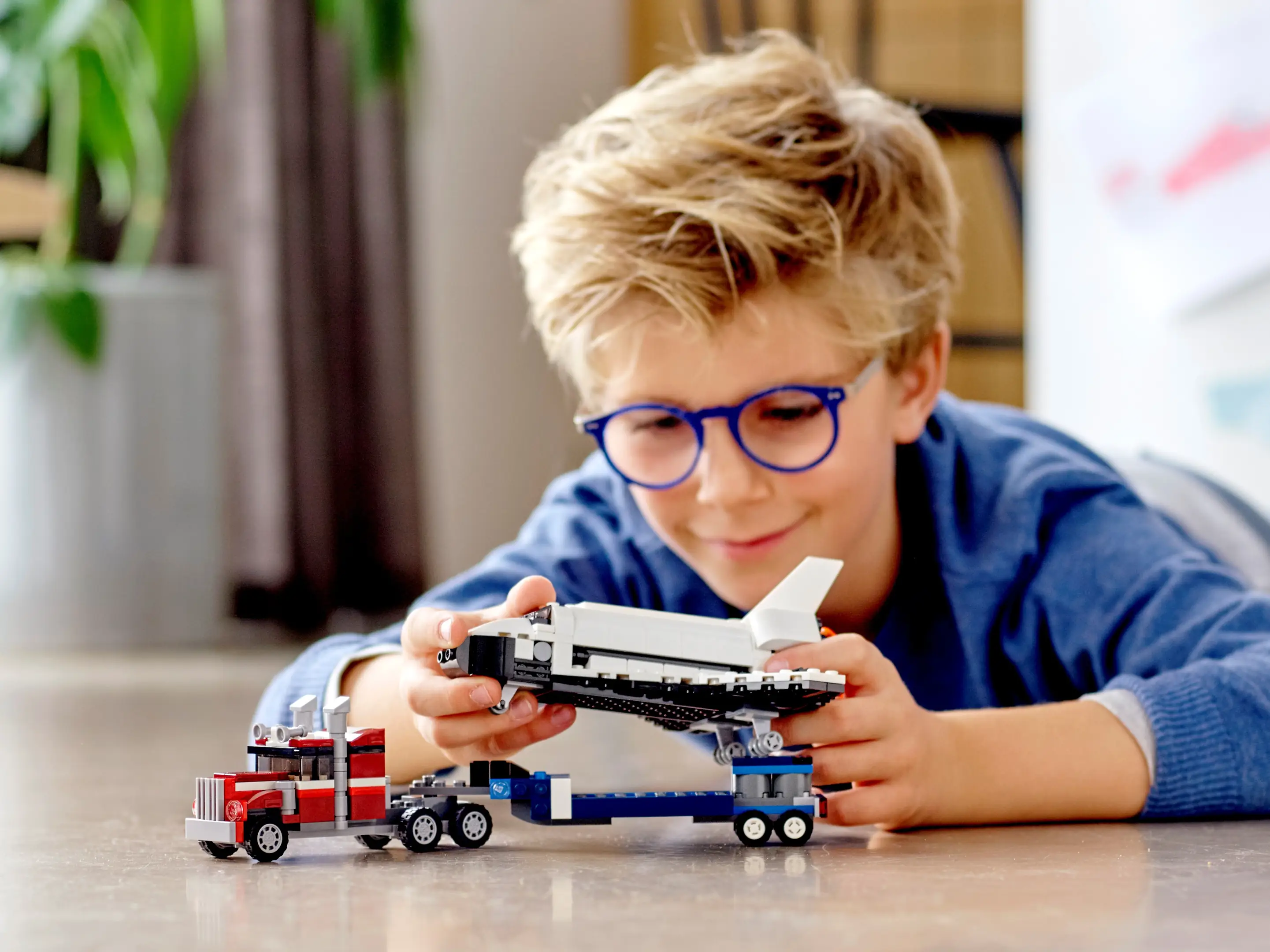 LEGO Creator Shuttle Transporter Set 31091 SetDB