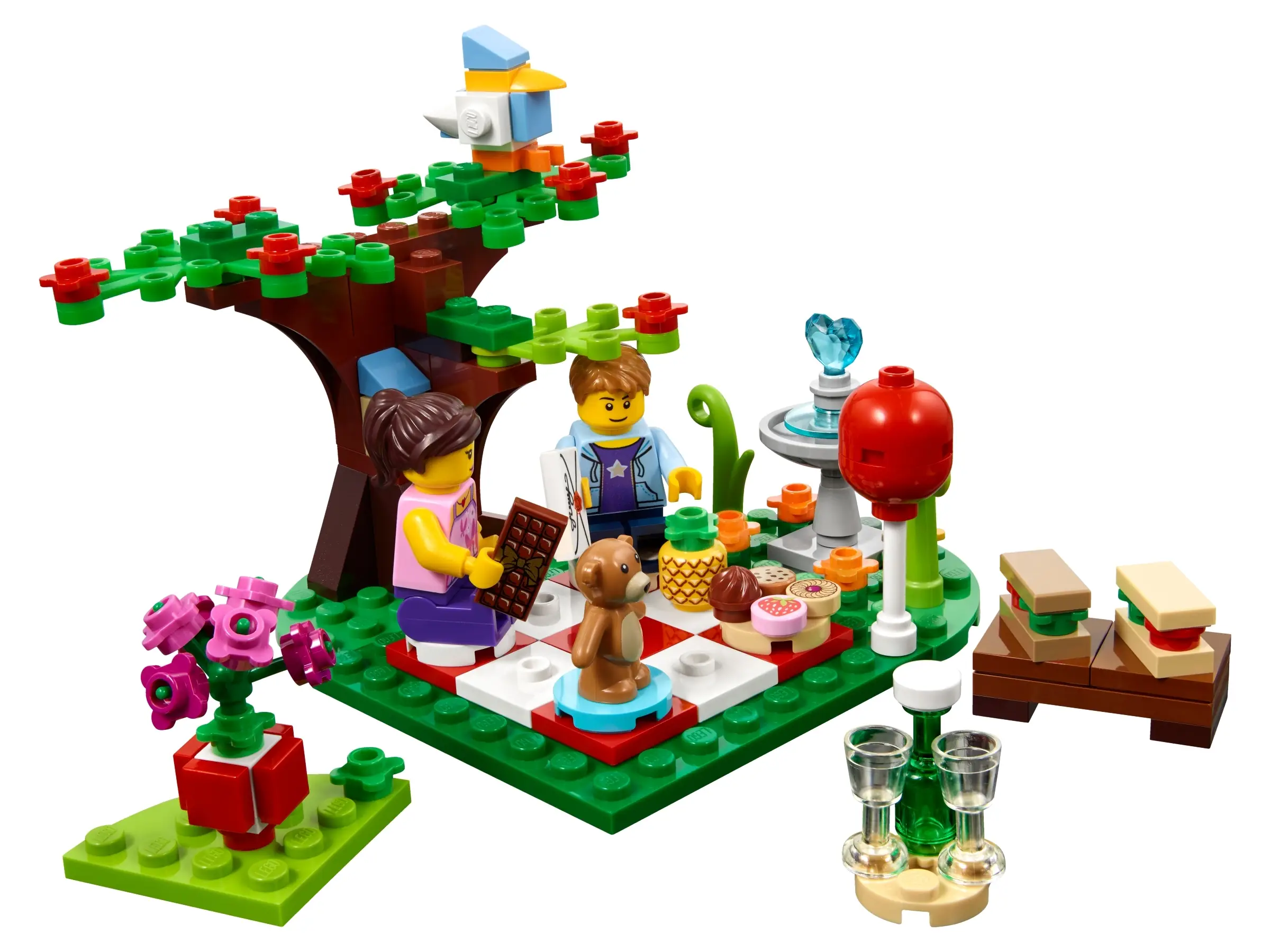 LEGO Holiday Romantic Valentine Picnic • Set 40236 • SetDB