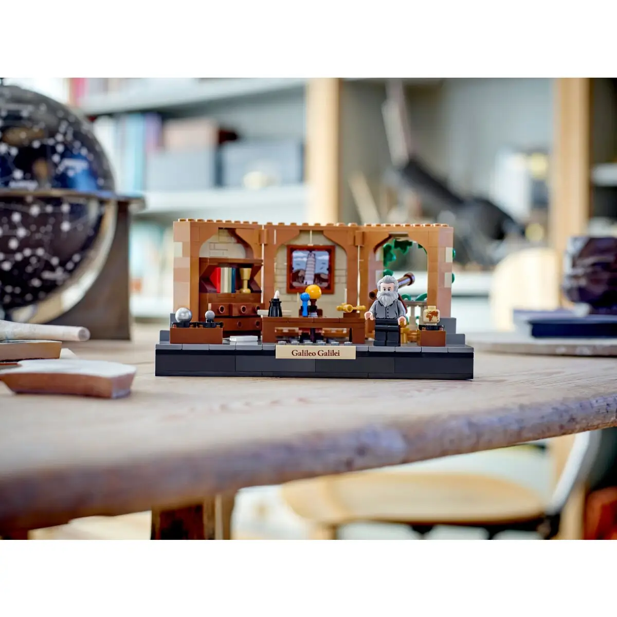 LEGO Ideas Tribute to Galileo Galilei • Set 40595 • SetDB