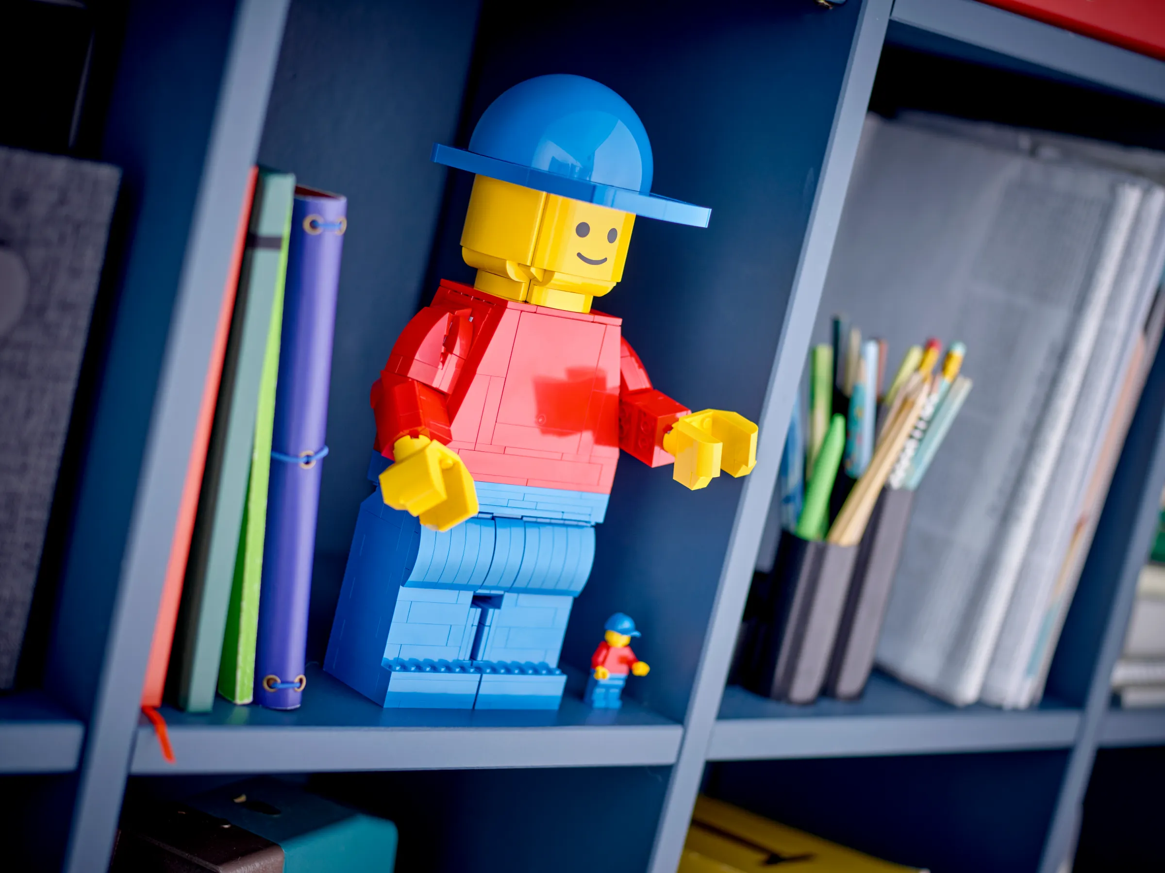 LEGO Minifigures Up-Scaled LEGO Minifigure • Set 40649