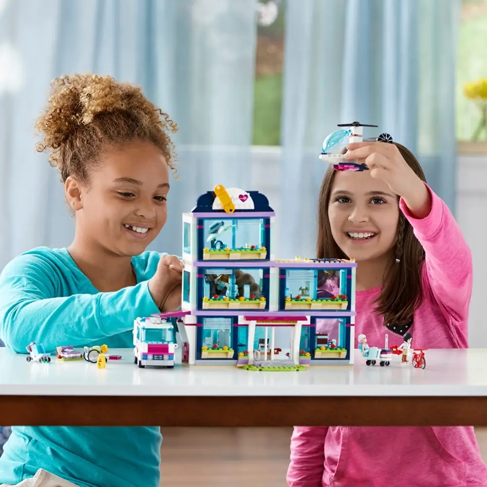 LEGO Friends Heartlake Hospital • Set 41318 • SetDB