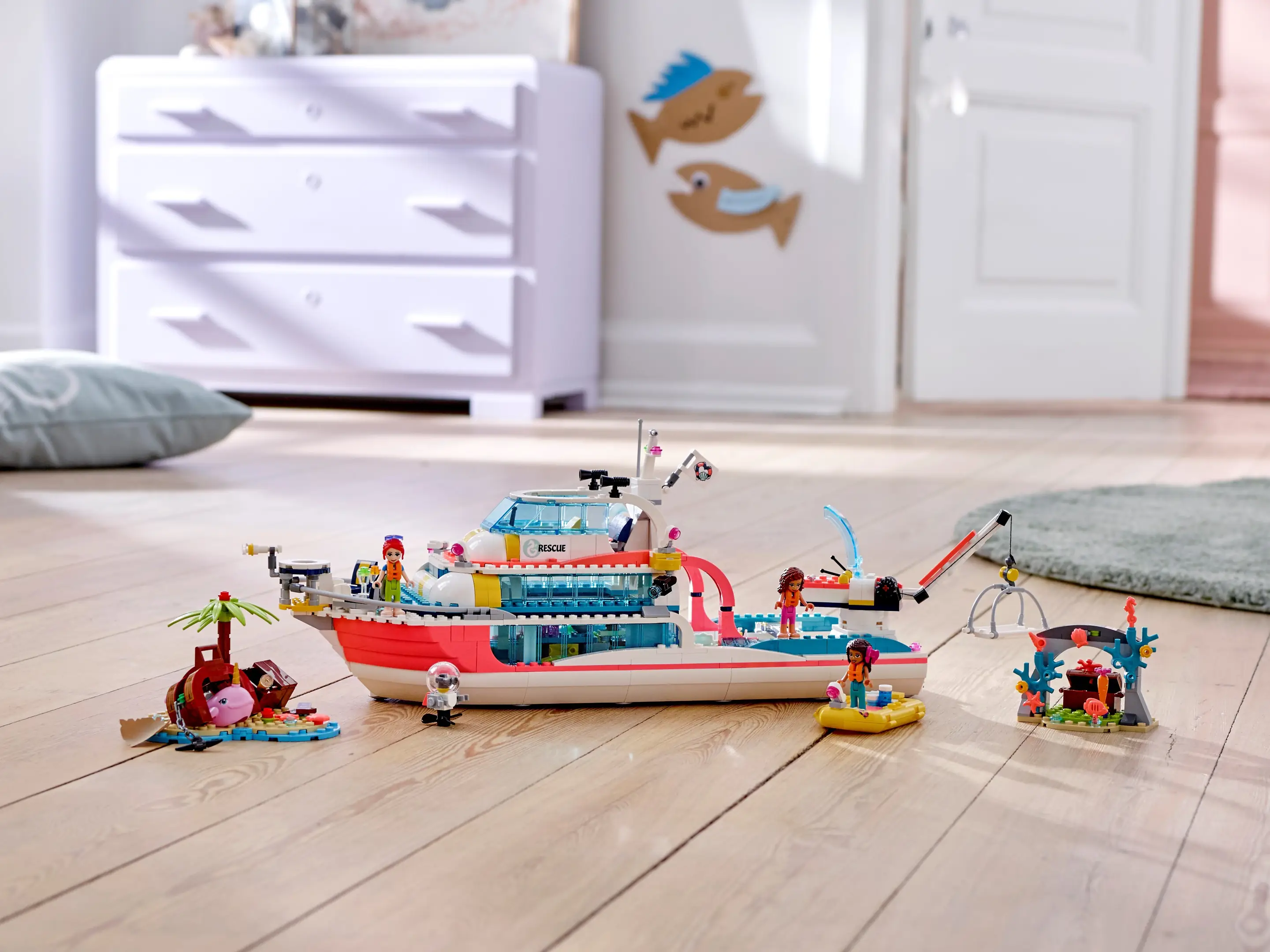 LEGO Friends Rescue Mission Boat • Set 41381 • SetDB