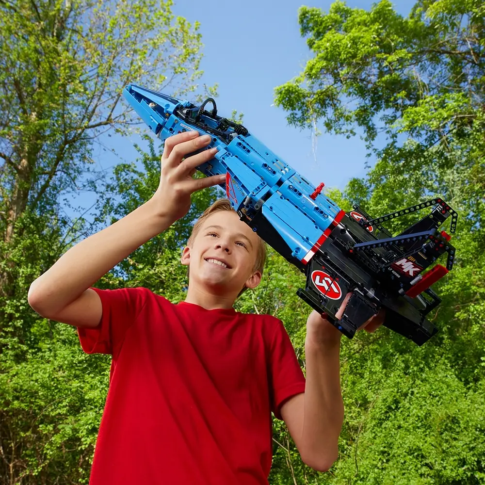 LEGO Technic Air Race Jet • Set 42066 • SetDB