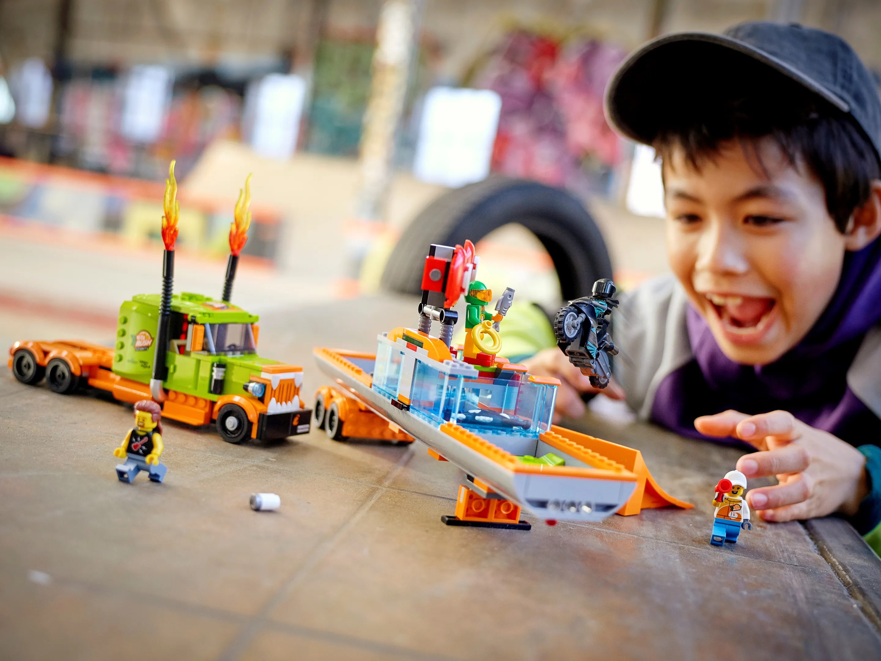 LEGO City Stunt Show Truck • Set 60294 • SetDB