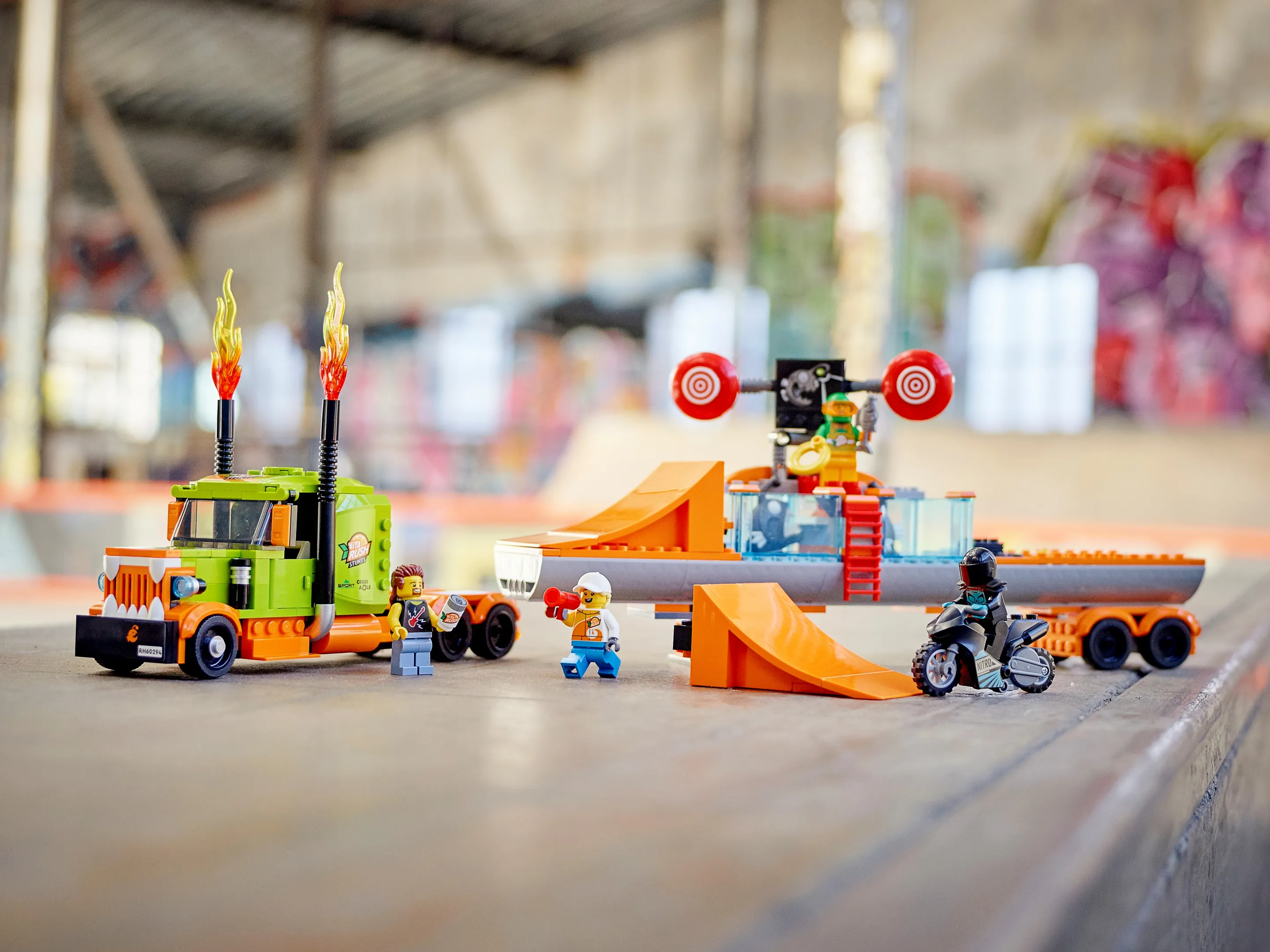 LEGO City Stunt Show Truck • Set 60294 • SetDB
