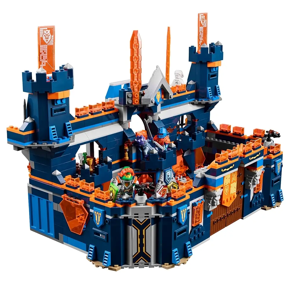 LEGO NEXO KNIGHTS Knighton Castle • Set 70357 • SetDB