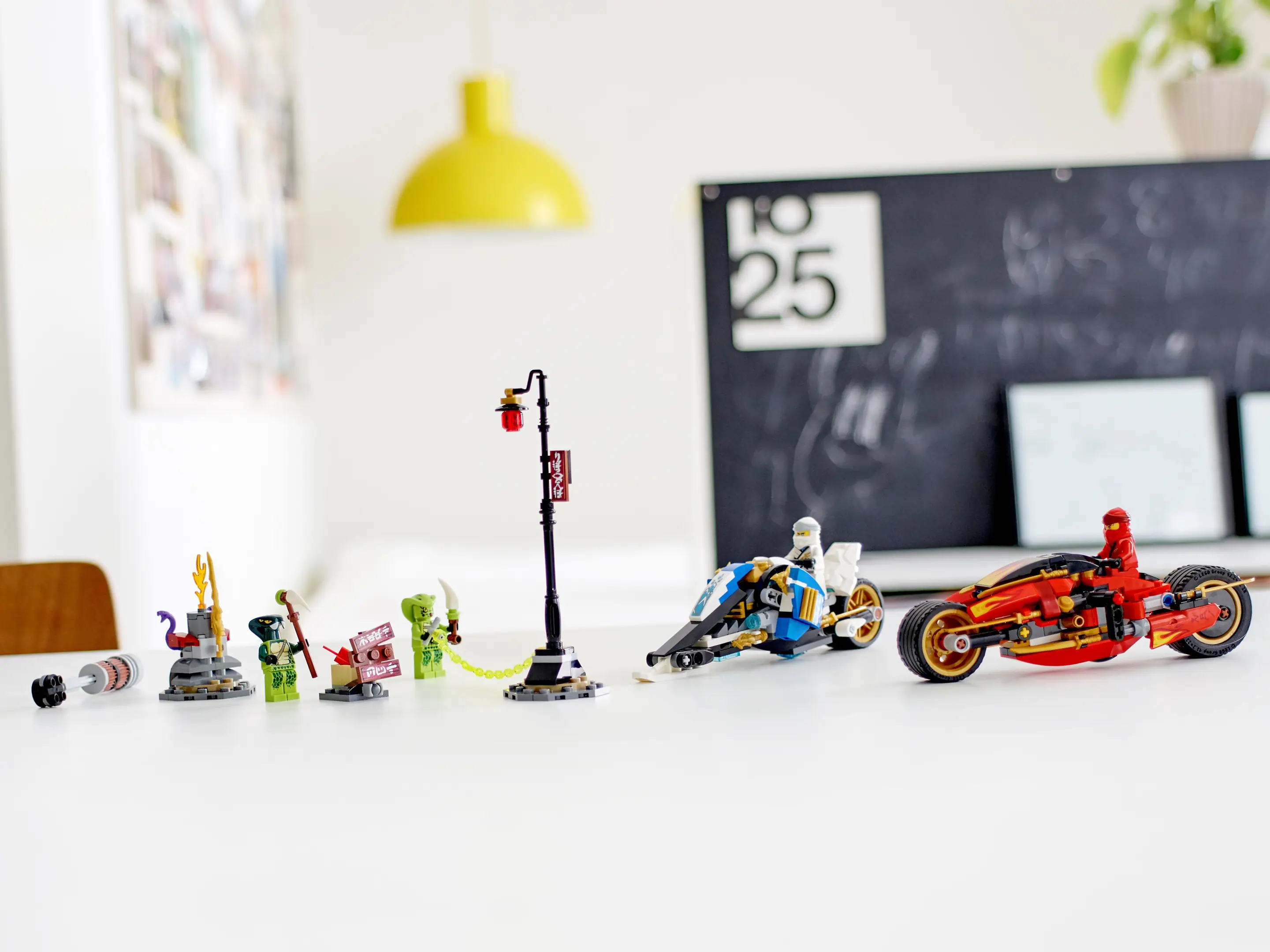 LEGO NINJAGO Kai s Blade Cycle Zane s Snowmobile