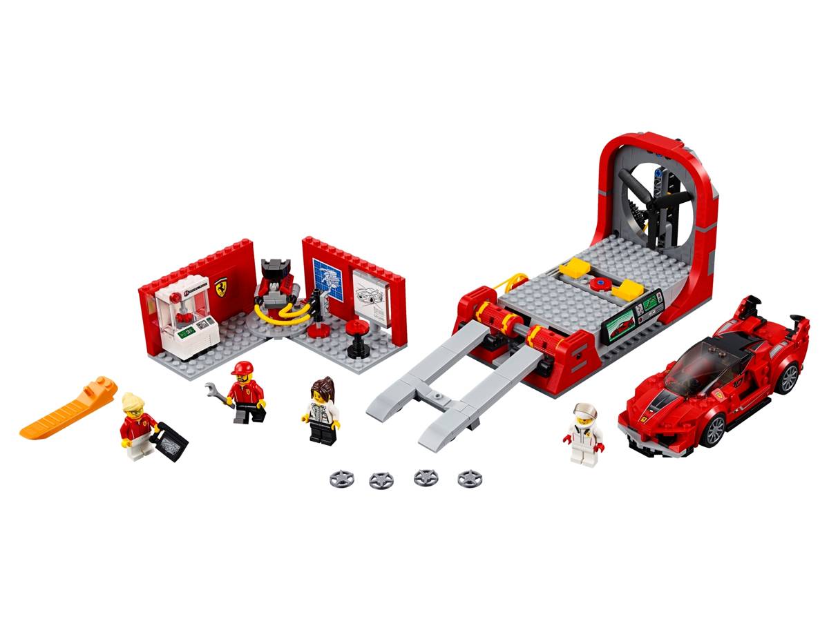 LEGO Speed Champions Ferrari FXX K & Development Center