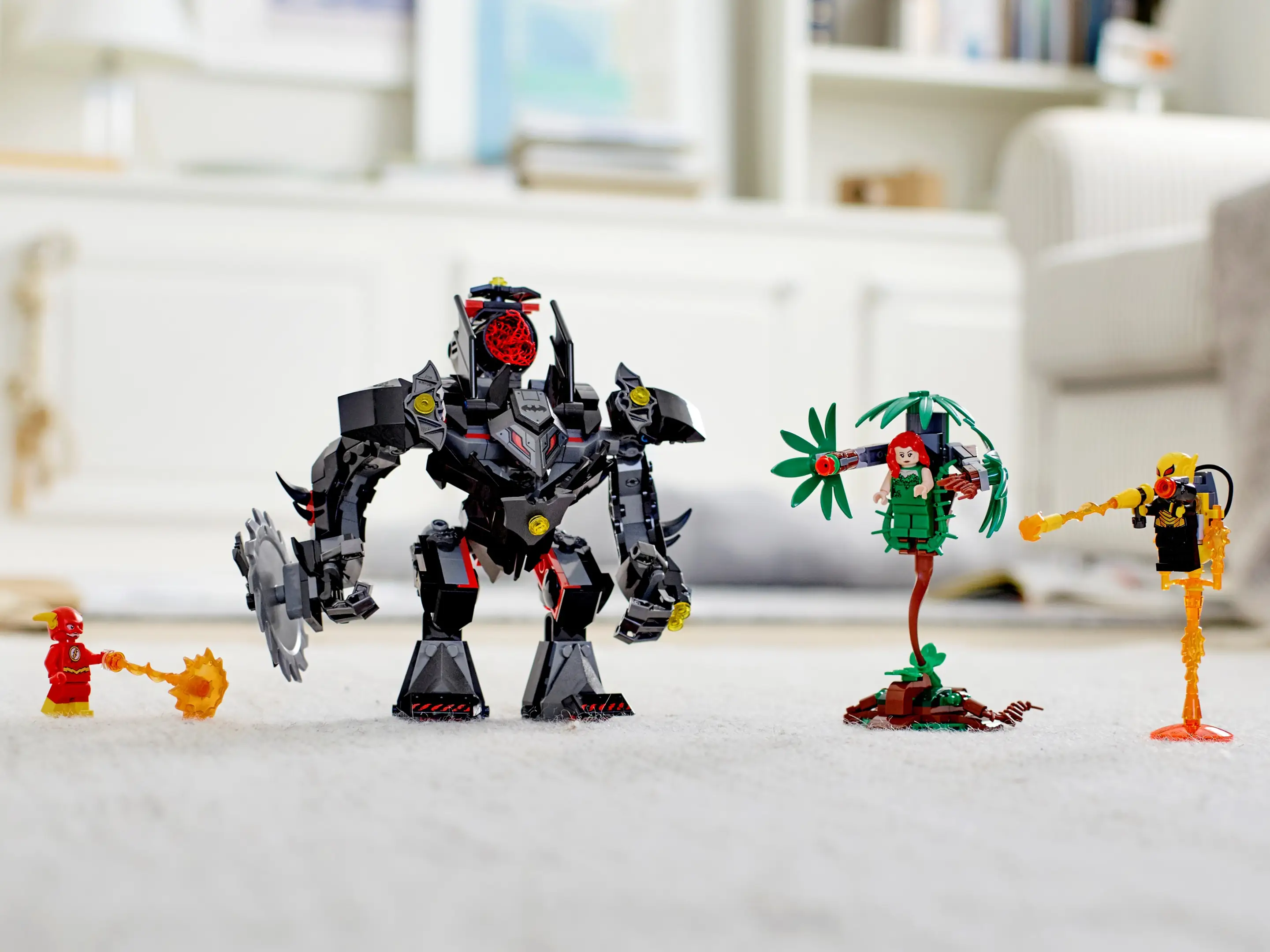 76117 Batman mech vs poison newest ivy