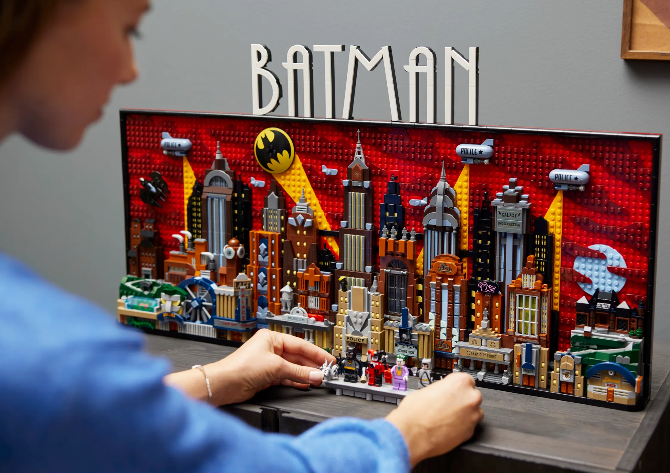 LEGO Art Batman The Animated Series Gotham City Set 76271