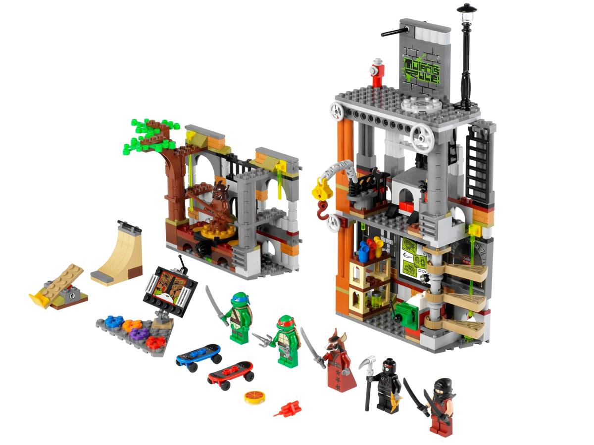 LEGO Ninja Turtles Turtle Lair Attack • Set 79103 • SetDB