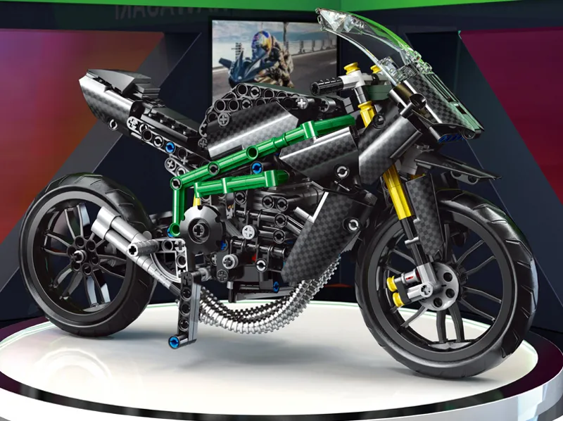 Mould King Motorcycle • Set 23002 • SetDB • Merlins Bricks