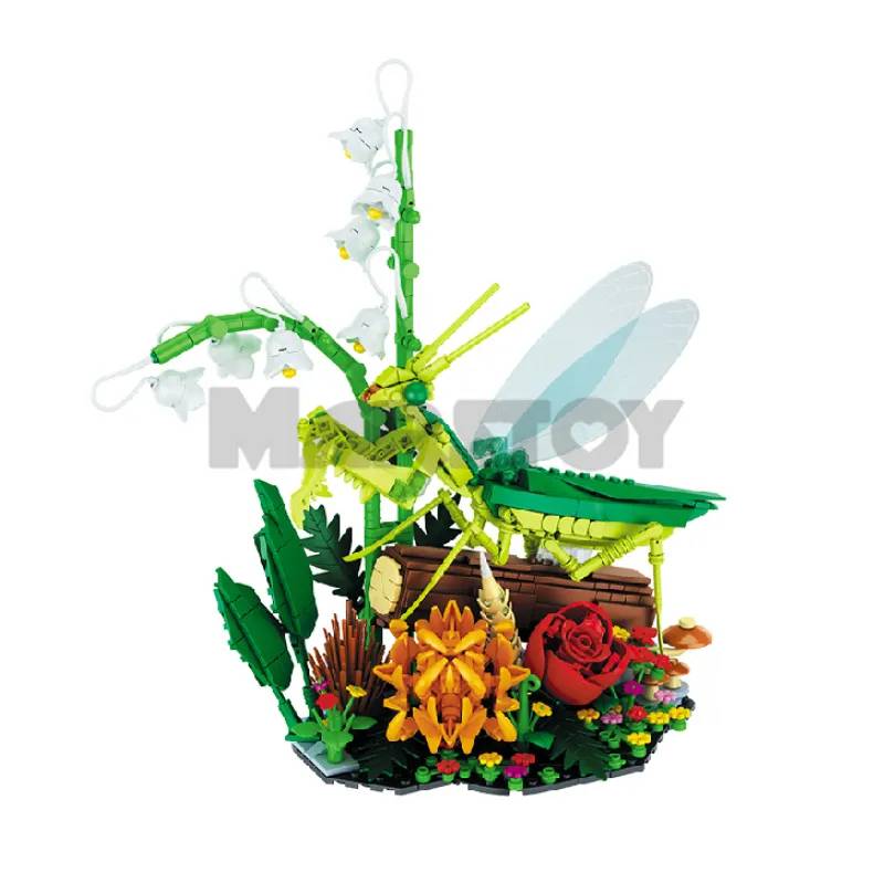 Xbert The Mantis • Set 66109 • SetDB • Merlins Bricks