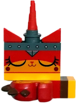 LEGO THE MOVIE 2 Unikitty Warrior Kitty Sleeping